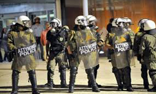 Μια «α λα καρτ» καταδίκη της βίας
